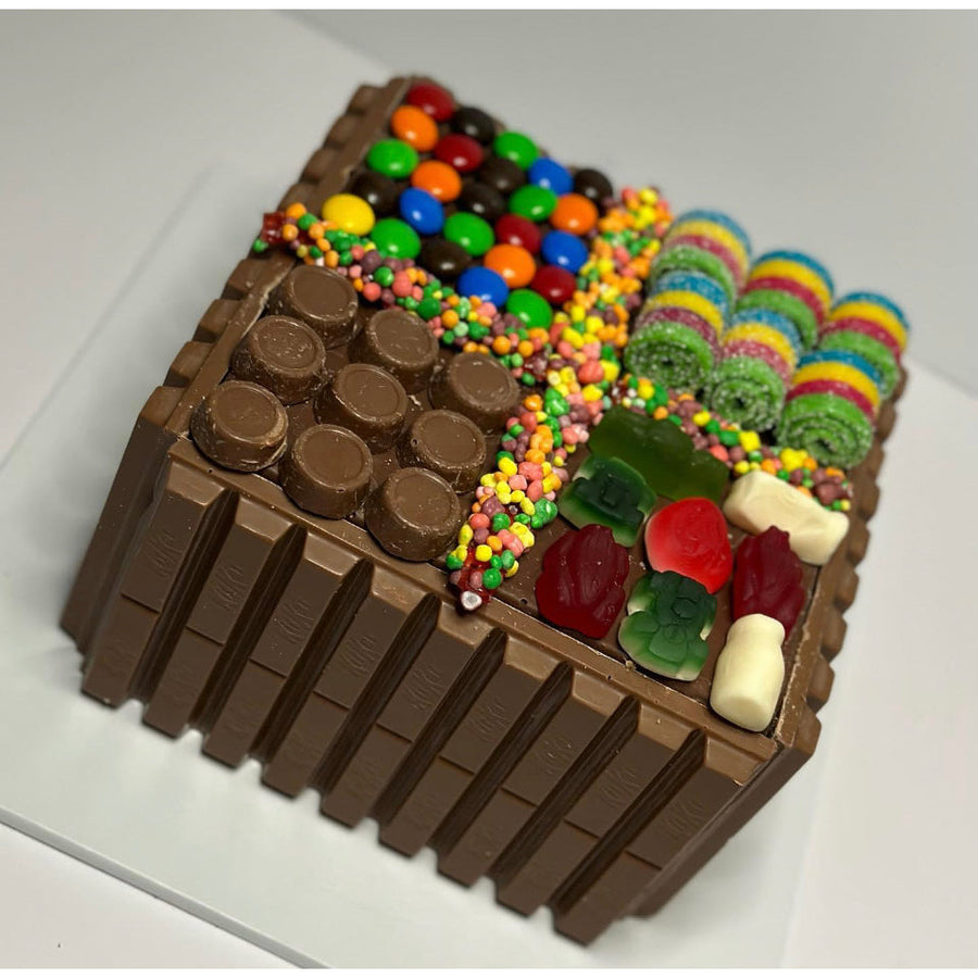 Classic Lolly Box Cake